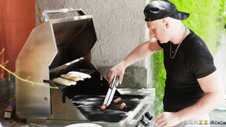 BrazzersExxtra Ameena Green Cum To The Cookout Clap These Cheeks WRB