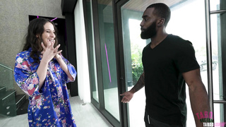 TabooHeat Amiee Cambridge Narcos