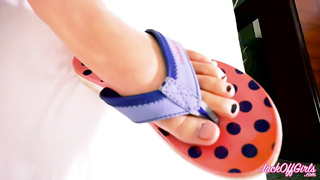 JackOffGirls Little Mina Empress Torments And Teases WRB