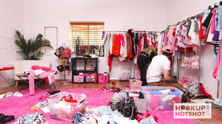 HookupHotshot Episode Haley Spades BTS GAPFiLL