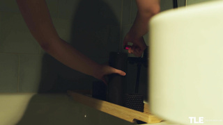 TheLifeErotic Oxana Chic Hot Sensation WRB