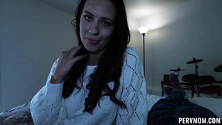 PervMom Jessica Ryan Exhibitionist Stepmilf Likes Being Caught WRB