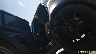 BrazzersExxtra Kira Noir On Display Part WRB