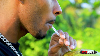 HotBoys– Bobo fingiu, rola engoliu!– Jjota And Lucho