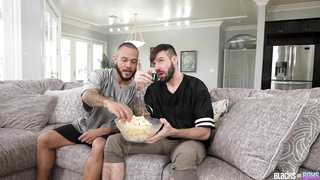 Buck Richards Enjoys The Game With Rio 9rande