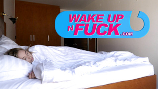 WakeUpNFuck E Hailey Queen NBQ