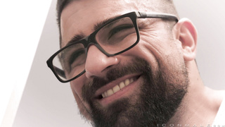 Icon Male –Working The Pipes– Arno Antino And Ryan Bones