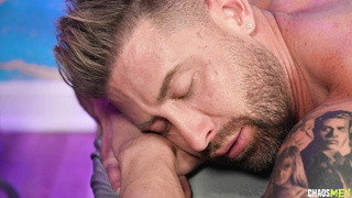 Kyler Shivers fucks British Aiden tyler 720