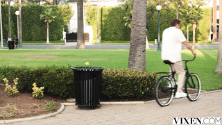 Vixen Gypsy Rose Blonde Hottie Has The Most Intense Squirting Orgasm PP