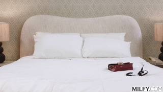 Milfy Taylor Foxy Blonde MILF Gets Her Pussy Worked Out In Hot Threesome VSEX