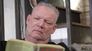 Oldje Lexi Montana Anna Boleyn Tomb Black Hot Spot Episode PP