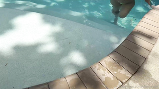OnlyFans Lani Rivers Pool PP