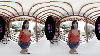 VirtualRealTrans Yasmin Dornelles / Turn Me On