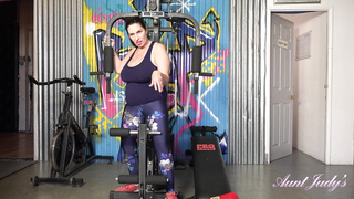AuntJudys Josephine Masturbates At The Gym