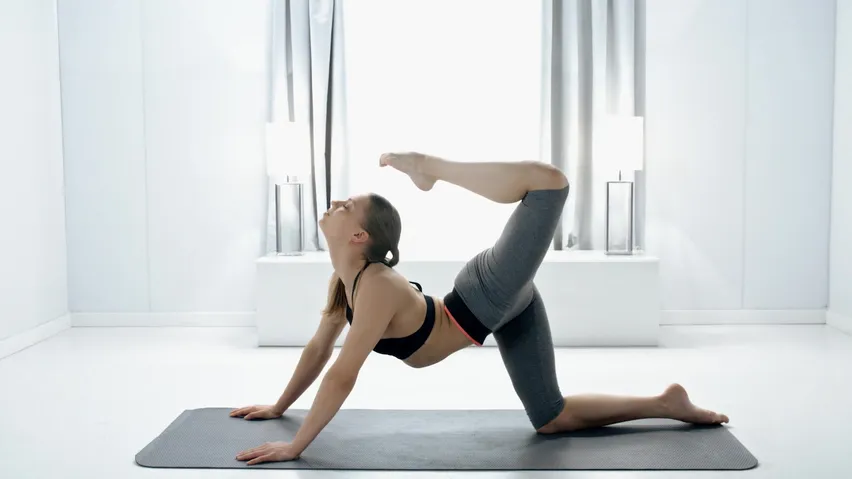 TheWhiteBo Mia Split