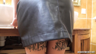 JacquieEtMichelTV Alya A Very Naughty Shower FRENCH