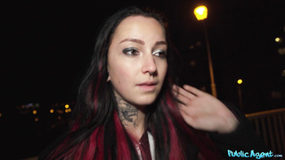 PublicAgent Sharlotte Thorne