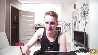 TutorK E Alicia Hole