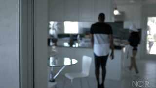 NoirMale Sous Le Chef