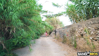 PublicBang Linda Gonzalez