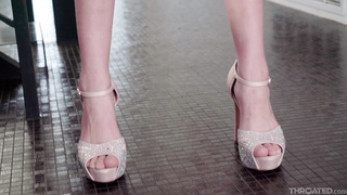 Throated Sia Lust Sia Sucks It Well