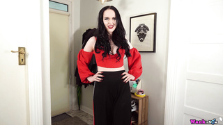 WankItNow Ellie Louise Instagram Wank