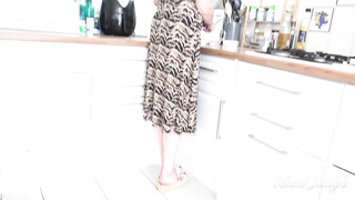 AuntJudys Tigger Puts On A Show In The Kitchen