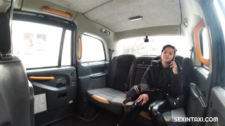SexInTaxi E Sandra Soul CZECH