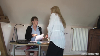 JacquieEtMichelTV Mathilde Empties Max FRENCH