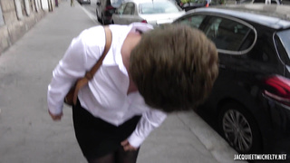 JacquieEtMichelTV Adele Wants A Guy For Her Alone FRENCH