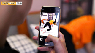 DoggyBoys Selfie Twink Needs A Raw Dick