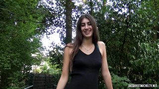 JacquieEtMichelTV Lina And Jimena In Chorus FRENCH