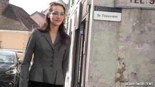 JacquieEtMichelTV Gwendoline Loves Oscar Wilde FRENCH