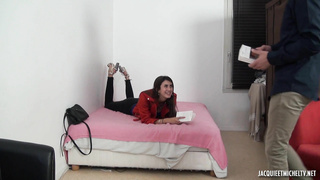 JacquieEtMichelTV Lina Knows How To Grow Lust FRENCH