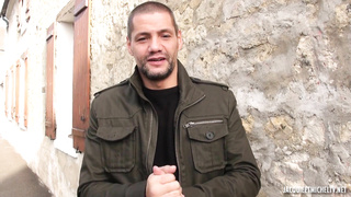 JacquieEtMichelTV Natacha Atomic Cougar FRENCH