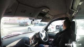 SexInTaxi E Olivia Sparkle CZECH