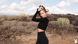 PlayboyPlus Taya Vais Full Scale