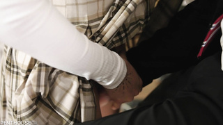 PenthouseGold Geishakyd