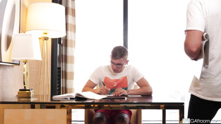 Feliz Día del Padre, Step