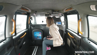 SexInTaxi E Gina Monelli CZECH