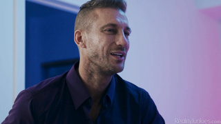 RealityJunkies Savannah Bond Working Girls