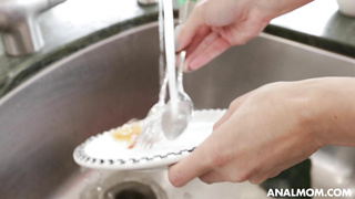 AnalMom Skylar Snow Anal Addiction