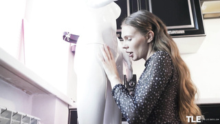 TheLifeErotic Elina De Lion Mannequin