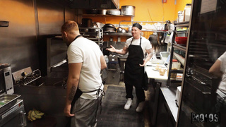 Mofos Violet Gems I Aint No Fuckin Dishwasher