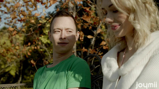 Joymii Sky Pierce Walking In The Park