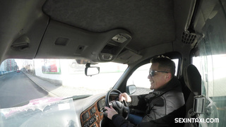 SexInTaxi E Nikky Dream CZECH