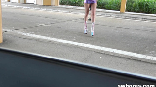 Swhores Tabitha Poison Extra For A Creampie