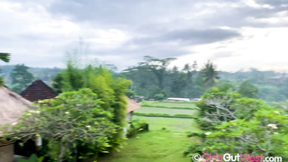 GirlsOutWest.23.06.16.Junie.Moonie.Joy.XXX.1080p.HEVC.x265.PRT