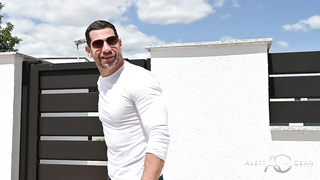 AlettaOceanLive More Than Neighbors