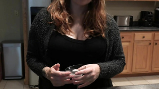 ManyVids Bettie Bondage Spying On Best Friends Mom